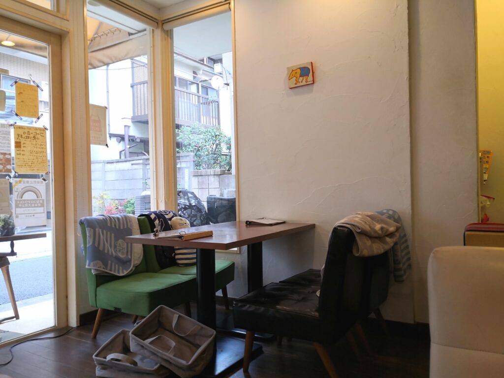 つむぐカフェ｜店内風景